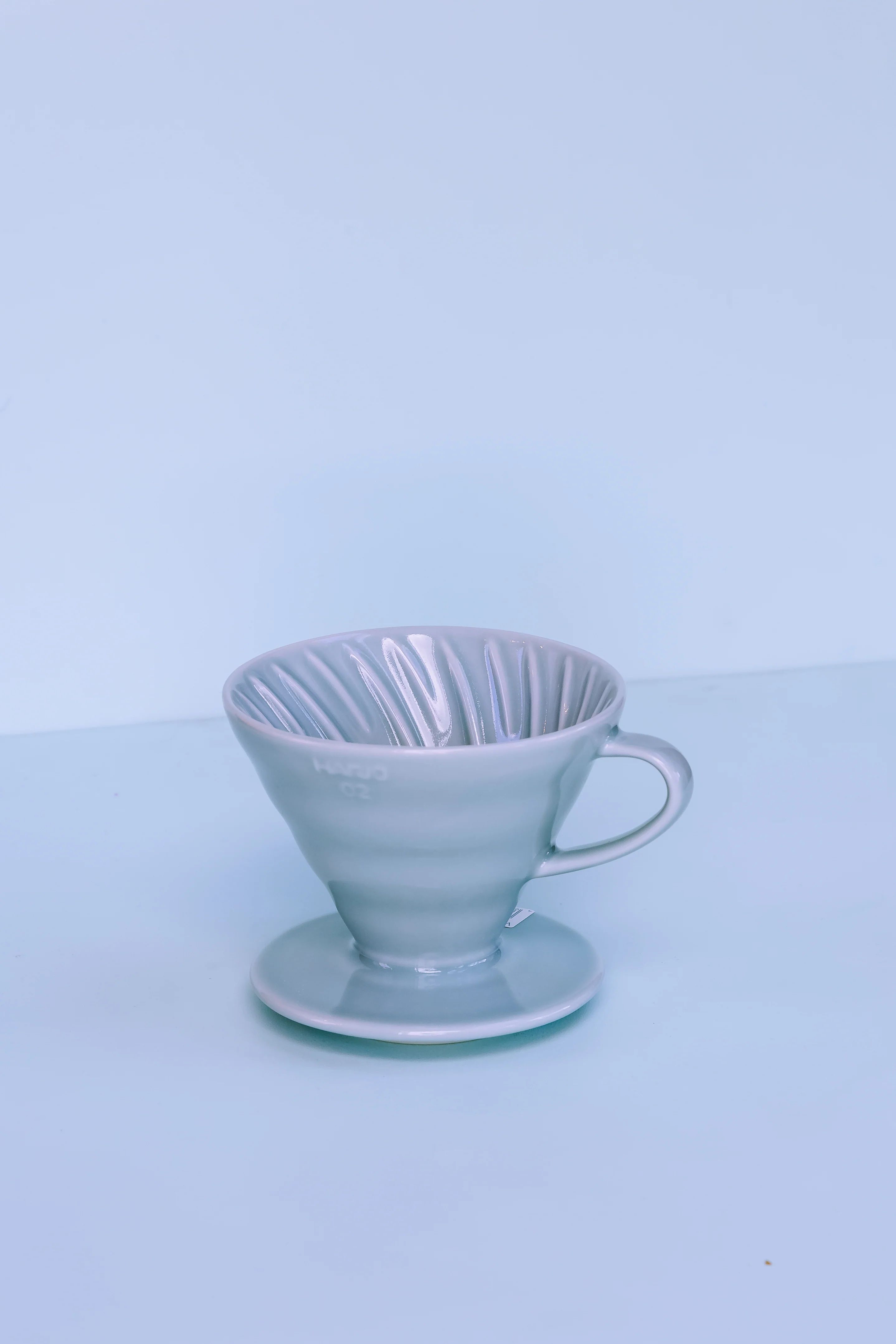 Hario V60-02 Ceramic Brewer - Image 4